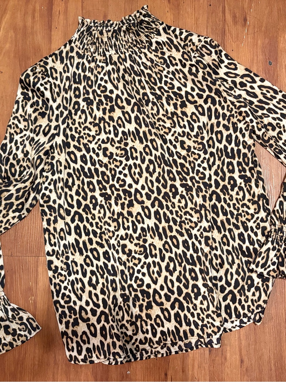 H&M Leopard-Print Smocked Neck Blouse - Cream & Black